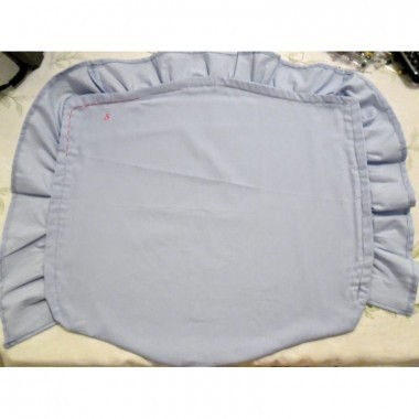 Almofada Branca Assento de Cadeira com Babado (capa + enchimento)