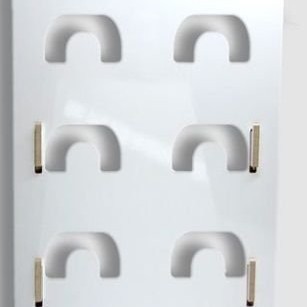 Expositor / SUPORTE PARA CANECAS EM MDF (29X40 CM)